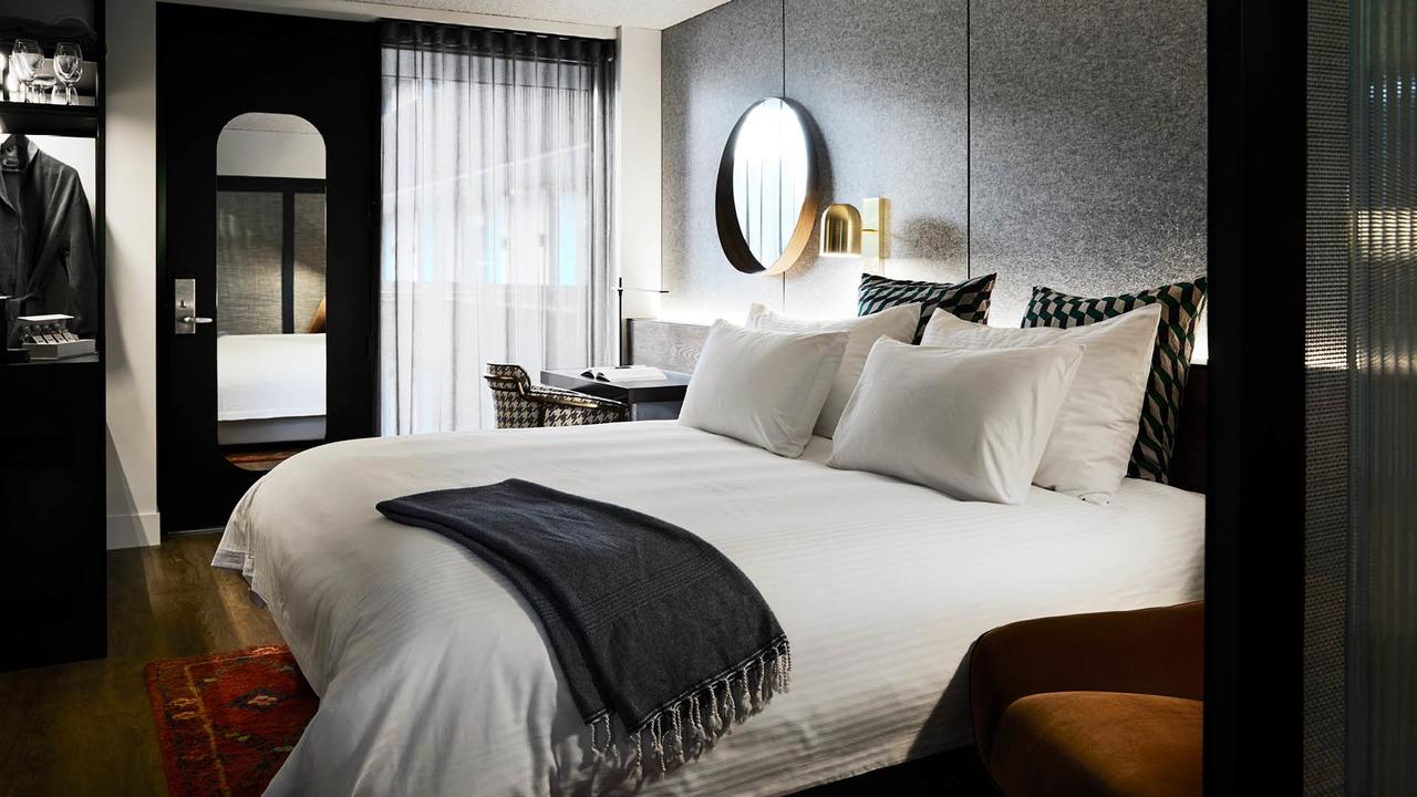 Carlton VIC Accommodation Resorts