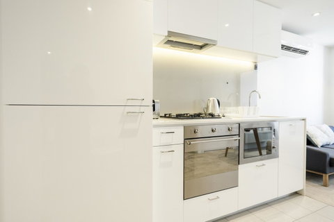 Mono Apartments On Franklin Street - Accommodation Resorts 13