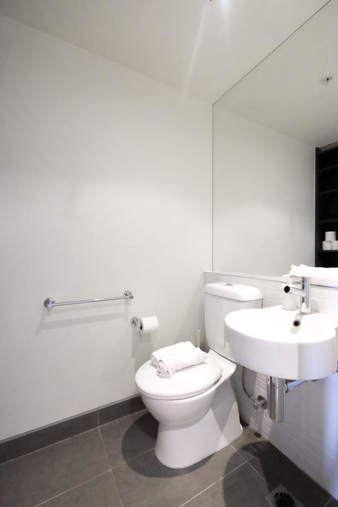 Mono Apartments On Franklin Street - Accommodation Resorts 11