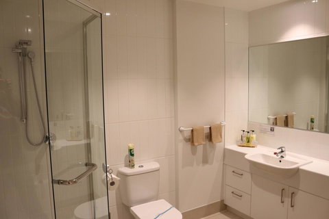 130 At The Waves - Accommodation Resorts 16