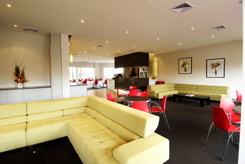 Best Western Melbourne Airport - Accommodation Resorts 10