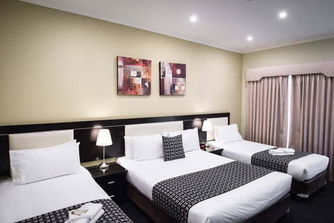 Best Western Melbourne Airport - Accommodation Resorts 6