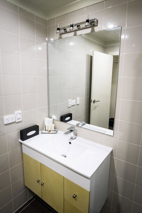 Best Western Melbourne Airport - Accommodation Resorts 30