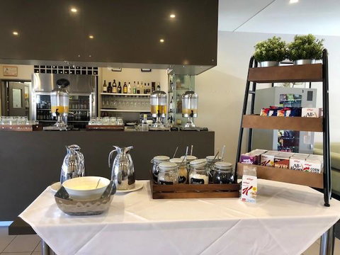 Best Western Melbourne Airport - Accommodation Resorts 8