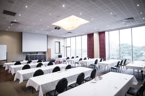 Best Western Melbourne Airport - Accommodation Resorts 42