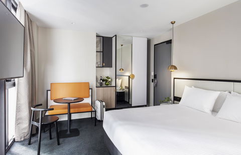 Brady Hotels Jones Lane - Accommodation Resorts 6