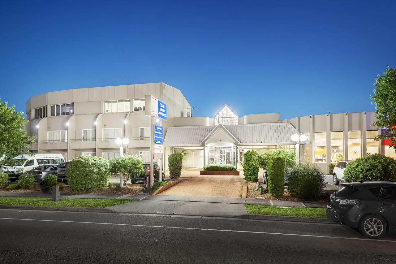 Gladstone Park VIC Accommodation Resorts