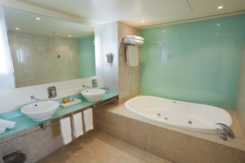 PARKROYAL Melbourne Airport - Accommodation Resorts 18