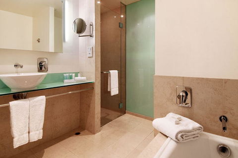 PARKROYAL Melbourne Airport - Accommodation Resorts 42