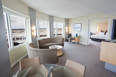 PARKROYAL Melbourne Airport - Accommodation Resorts 30