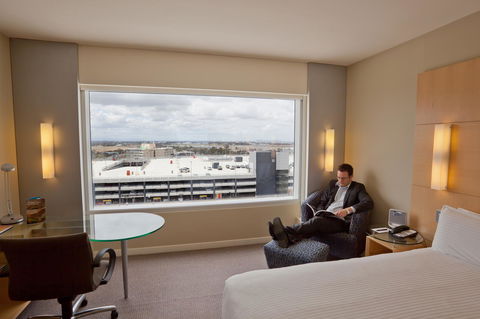 PARKROYAL Melbourne Airport - Accommodation Resorts 17