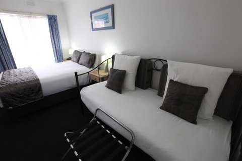 Mornington Motel - Accommodation Resorts 18
