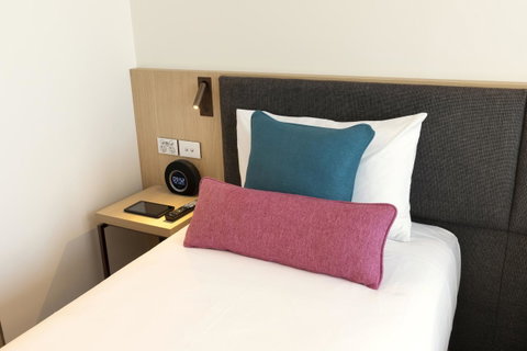 Ibis Melbourne Central - Accommodation Resorts 9