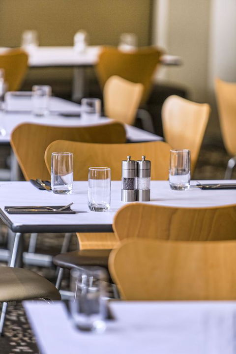 Holiday Inn Melbourne Airport, An IHG Hotel - Accommodation Resorts 6