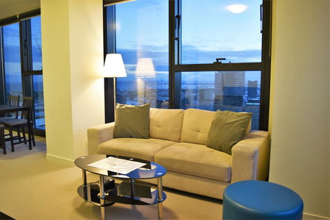 Melbourne SkyHigh Apartments - Accommodation Resorts 26
