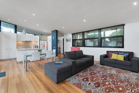 Ocean View Treetops Retreat - Accommodation Resorts 6