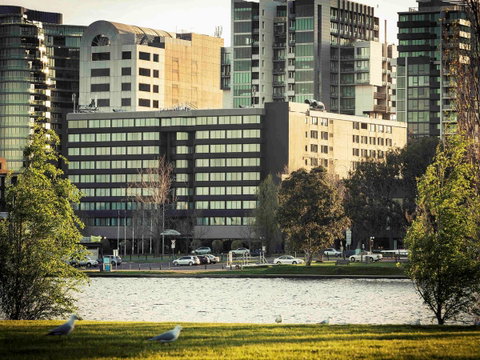Mercure Melbourne Albert Park - Accommodation Resorts 0