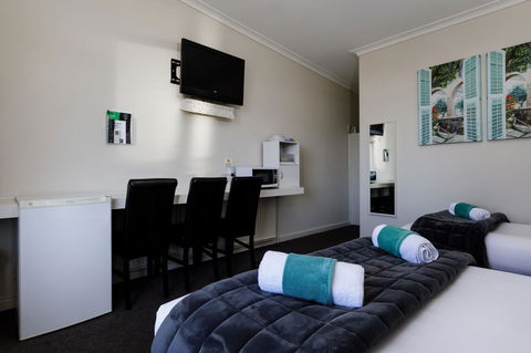 Bendigo Oval Motel - Accommodation Resorts 10