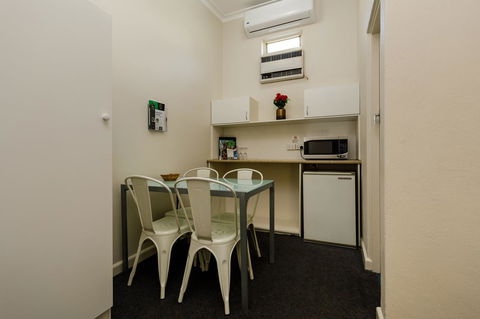 Bendigo Oval Motel - Accommodation Resorts 6