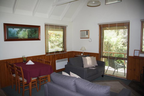 Shady Brook Cottages - Accommodation Resorts 26