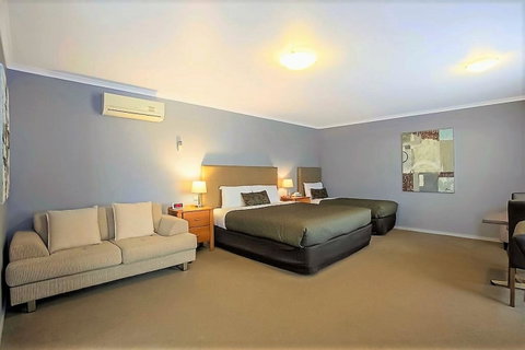 Comfort Inn Warrnambool International - Accommodation Resorts 24