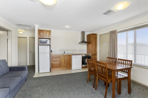 Comfort Inn Warrnambool International - Accommodation Resorts 35