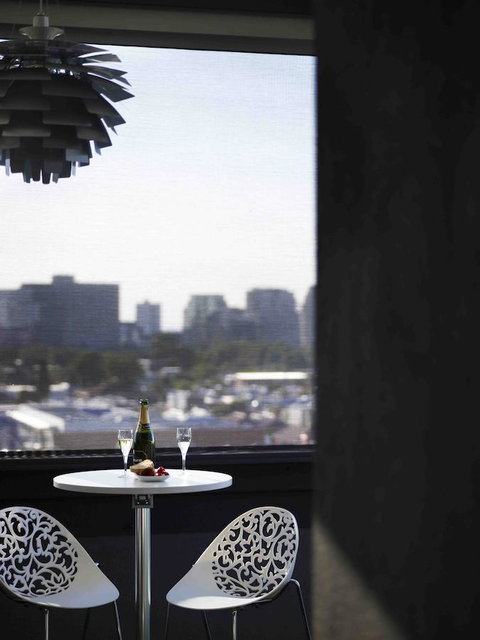 The Cullen Melbourne - Art Series - Accommodation Resorts 40