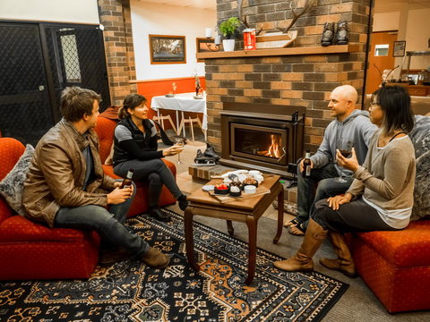 Valley View Lodge - Accommodation Resorts 32