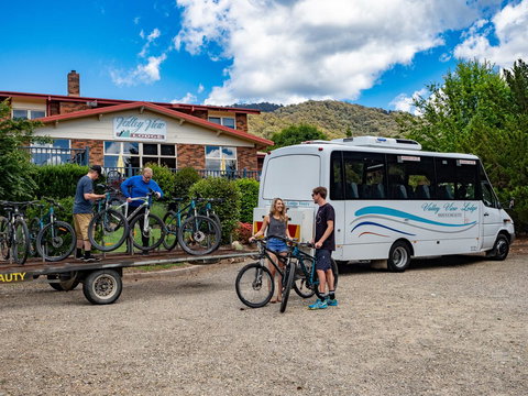 Valley View Lodge - Accommodation Resorts 24