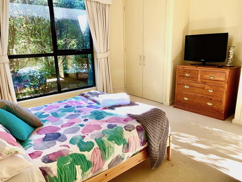 Valley View Lodge - Accommodation Resorts 4