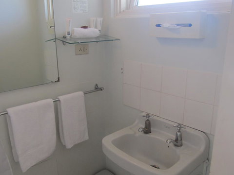 Twin City Motor Inn - Accommodation Resorts 28