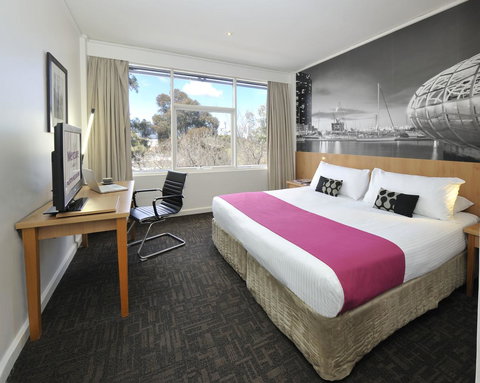 Mercure North Melbourne - Accommodation Resorts 13