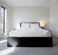 Point Cook Home with a Lovely View in Salt Water - Accommodation Resorts
