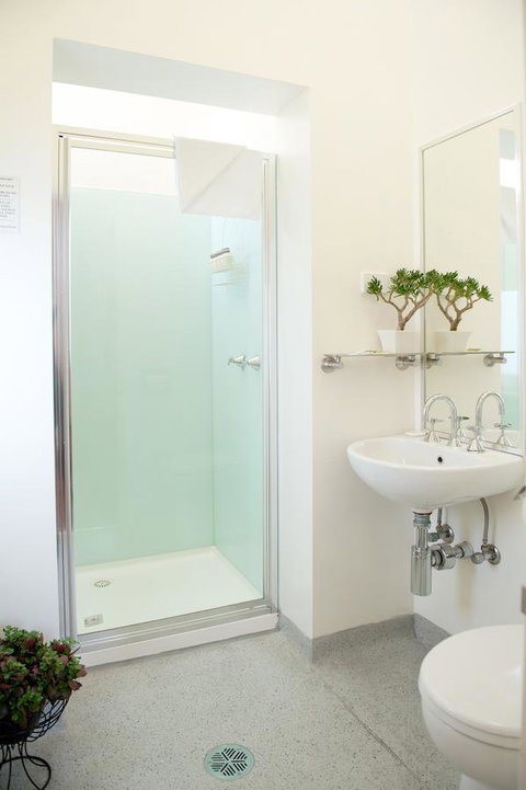 Hotel Claremont Guest House - Accommodation Resorts 36