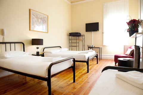 Hotel Claremont Guest House - Accommodation Resorts 12