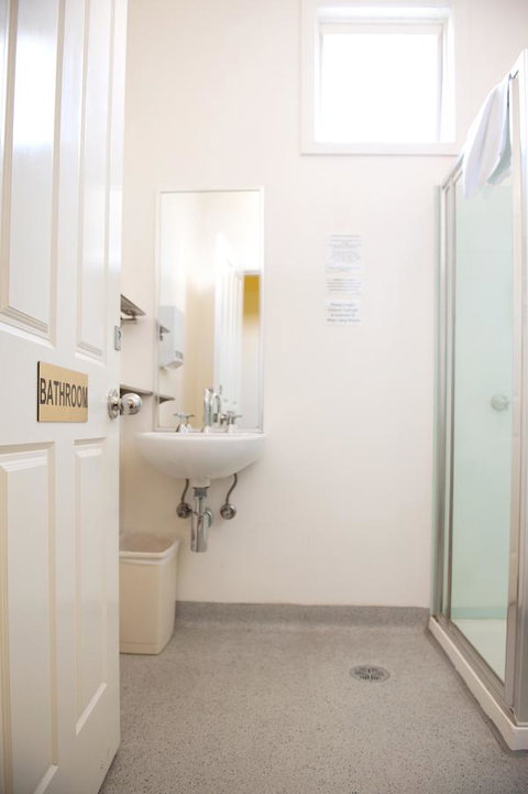 Hotel Claremont Guest House - Accommodation Resorts 42