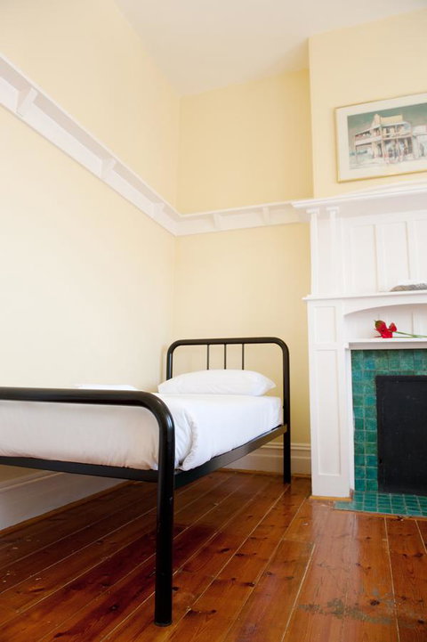 Hotel Claremont Guest House - Accommodation Resorts 4