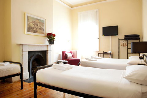 Hotel Claremont Guest House - Accommodation Resorts 39