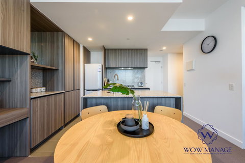 WOW Apartment On Lonsdale - Accommodation Resorts 12