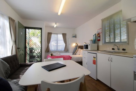 Kanasta Caravan Park - Accommodation Resorts 23