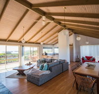 Sunsets on Martyrs Beach House - Ocean Views - Accommodation Resorts