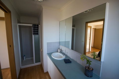 Sunsets On Martyrs Luxury Coastal Beach House Peterborough - Accommodation Resorts 18