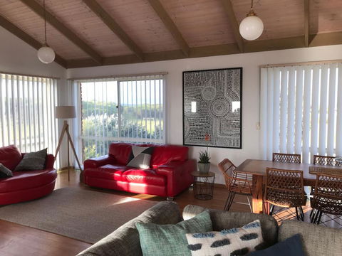 Sunsets On Martyrs Luxury Coastal Beach House Peterborough - Accommodation Resorts 11