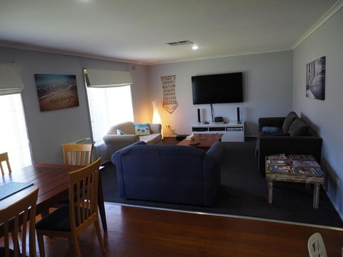 Port Relaxation - Accommodation Resorts 1