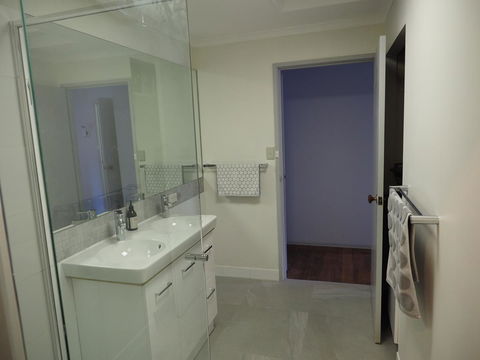 Port Relaxation - Accommodation Resorts 4