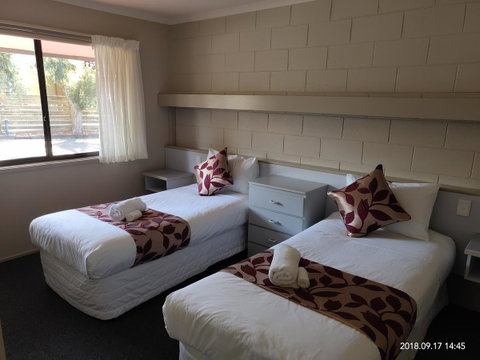 Coachman Motel And Holiday Units - Accommodation Resorts 34