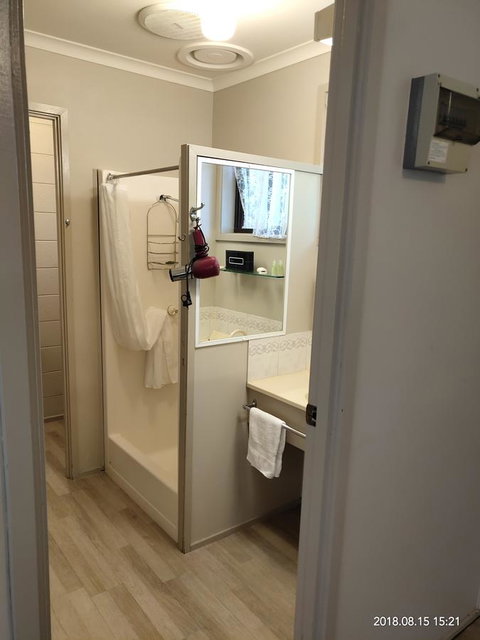 Coachman Motel And Holiday Units - Accommodation Resorts 37