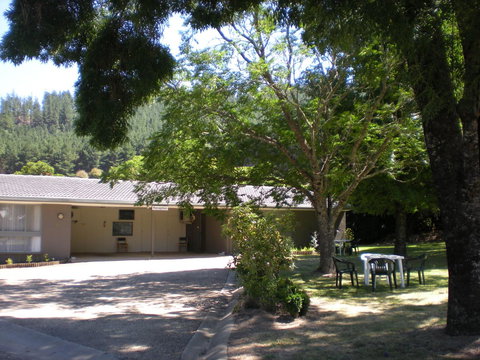 Willow Dene Holiday Apartments - Accommodation Resorts 12