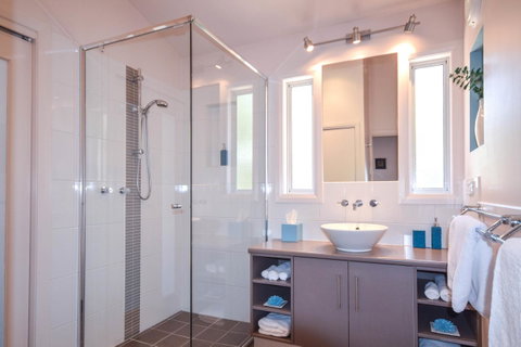 Blue Ridge Retreat - Accommodation Resorts 6