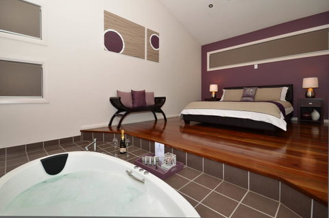 Blue Ridge Retreat - Accommodation Resorts 11